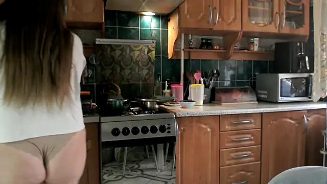 uliastar online show from March 28, 8:36 am