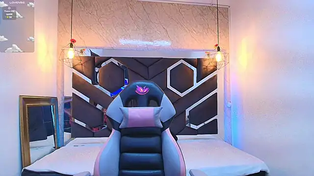 Snapshot of lilith_nv chatting on October 30, 1:12 pm lilith nv online show from October 30, 1:12 pm