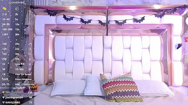 kinkylittlegirll online show from October 16, 3:20 am