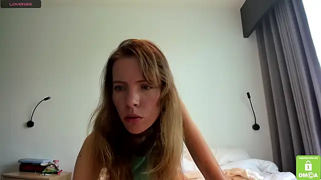 Kalisee  online show from February 12, 4:14 am