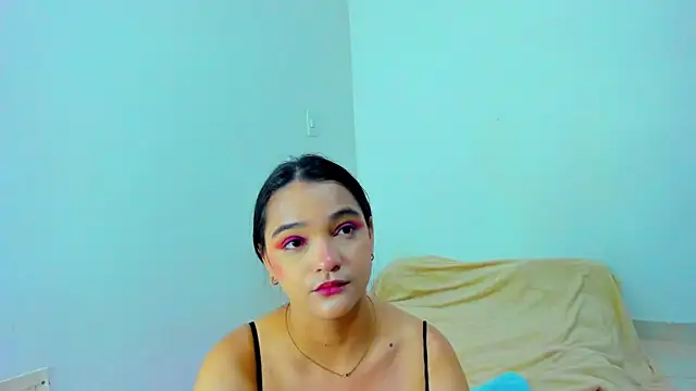 monica little23 online show from March 20, 11:48 am