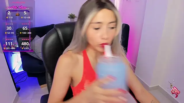 emilly smith 1 online show from October 10, 4:34 pm