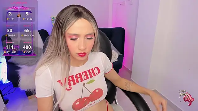 emilly smith 1 online show from October 15, 6:16 am