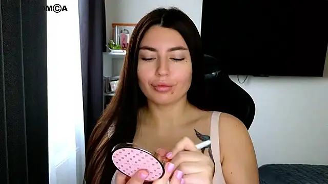 gracedorce online show from April 19, 1:27 am