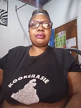 YELLOW BONE online show from June 4, 9:08 pm