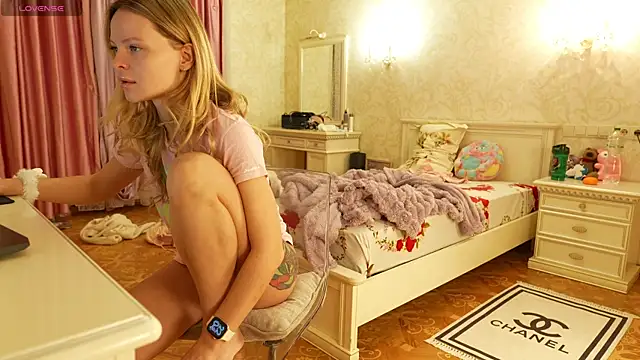 Masha 2002 online show from October 12, 7:05 pm