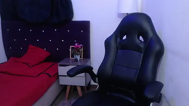 Snapshot of _Scarlett_Sweet chatting on November 2, 2:48 am Scarlett Sweet online show from November 2, 2:48 am