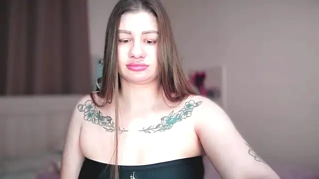 JuicyHelenX online show from February 25, 9:24 pm