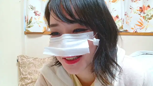 liliyRiSAcha-n online show from February 10, 7:22 am