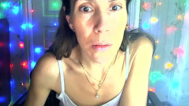 Snapshot of Ladywinter chatting on November 1, 3:16 pm Ladywinter online show from November 1, 3:16 pm