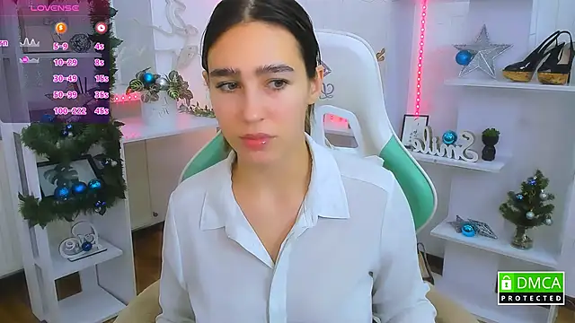  Eliizabeth  online show from December 20, 10:14 pm