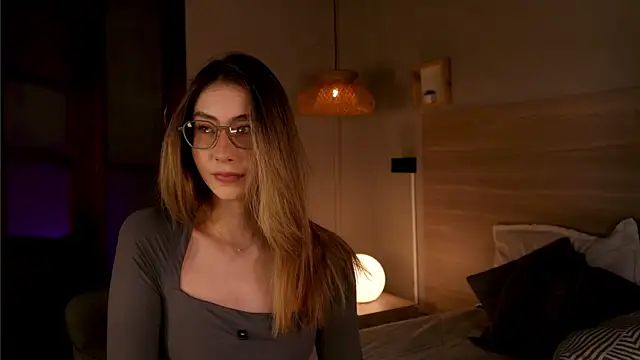 lua ferch   online show from November 4, 1:05 pm