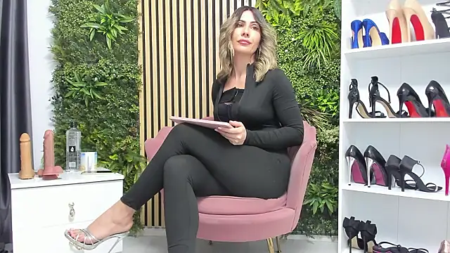 sweetcherry30 online show from March 14, 7:20 am