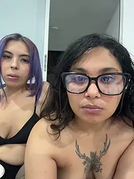 Cuteprincess21 online show from May 29, 3:15 am