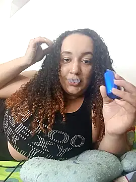 Snapshot of Miss-boobs chatting on September 10, 8:31 pm Miss-boobs online show from September 10, 8:31 pm