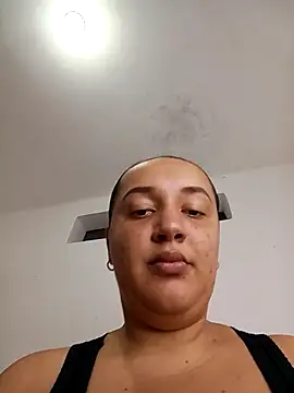 Snapshot of Miss-boobs chatting on September 13, 7:55 pm Miss-boobs online show from September 13, 7:55 pm