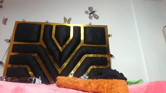 Helennahot online show from March 8, 3:05 pm