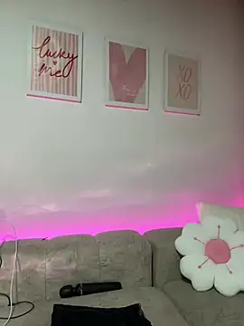 AgathaGeorgiou online show from March 24, 10:37 pm