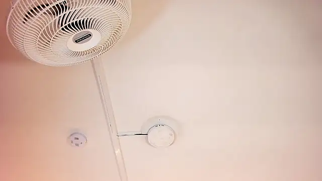 Snapshot of SHANONCLARK chatting on September 16, 7:11 pm SHANONCLARK online show from September 16, 7:11 pm