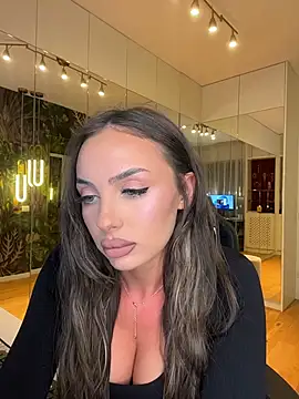 MileySin1111 online show from December 1, 4:20 pm