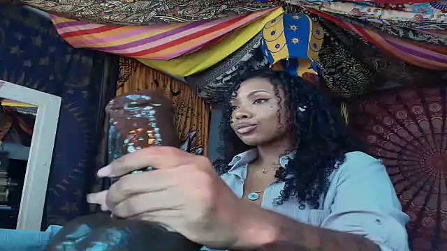 ElizaGrey  online show from April 15, 6:36 am