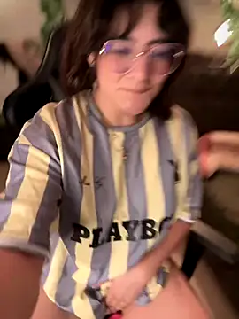 Lia flowers online show from September 22, 5:06 am