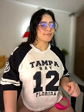 Lia flowers online show from November 20, 1:17 am