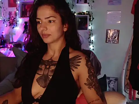 Snapshot of BeellyDance chatting on October 27, 12:44 pm BeellyDance online show from October 27, 12:44 pm