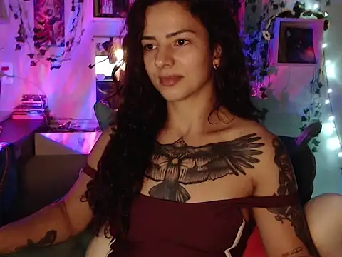 Snapshot of BeellyDance chatting on October 17, 10:02 pm BeellyDance online show from October 17, 10:02 pm