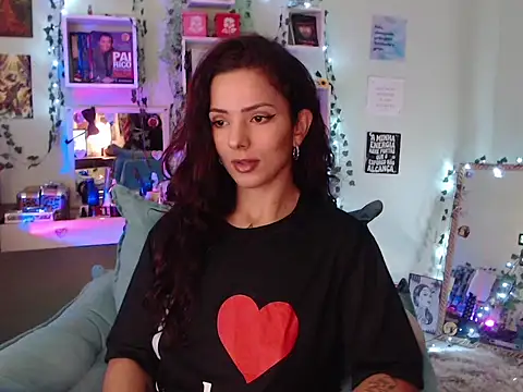 Snapshot of BeellyDance chatting on September 24, 3:33 pm BeellyDance online show from September 24, 3:33 pm