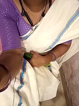 Mallu-Gayathri Arun online show from December 5, 1:12 pm