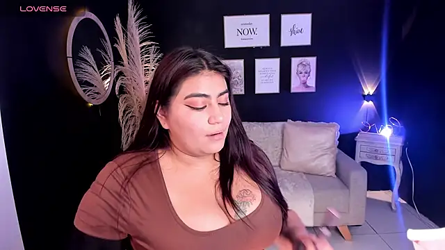 silvia lane online show from December 2, 2:19 pm