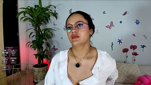 VICTORIABLACK xh online show from June 6, 10:10 am