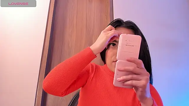 Snapshot of Rebeca_jones chatting on October 28, 12:33 pm Rebeca jones online show from October 28, 12:33 pm