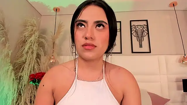 Snapshot of Rebeca_jones chatting on October 14, 12:19 pm Rebeca jones online show from October 14, 12:19 pm