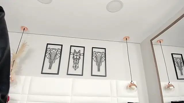 Snapshot of Rebeca_jones chatting on October 6, 12:22 pm Rebeca jones online show from October 6, 12:22 pm