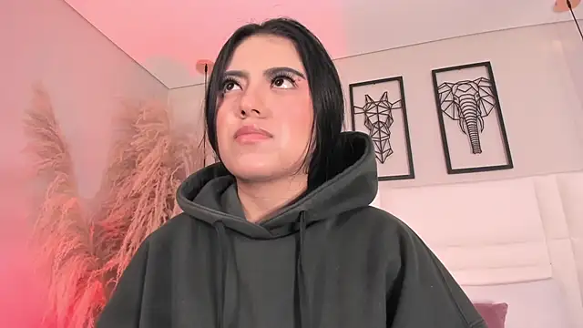 Snapshot of Rebeca_jones chatting on October 7, 12:31 pm Rebeca jones online show from October 7, 12:31 pm