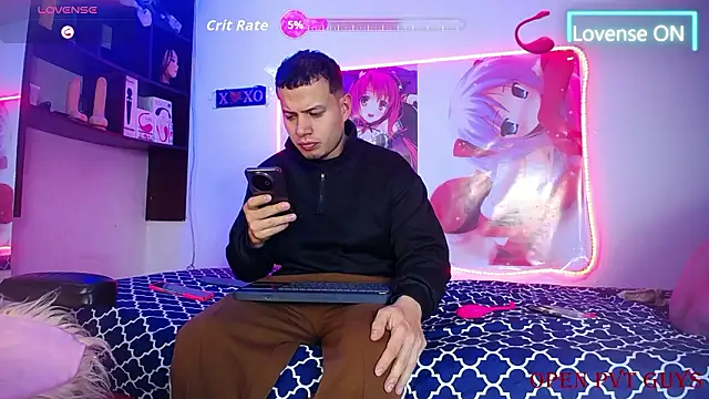 AntonellaAndMao online show from March 17, 3:32 am