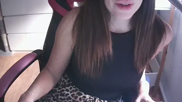 LunaGuerraxx online show from November 7, 8:31 am