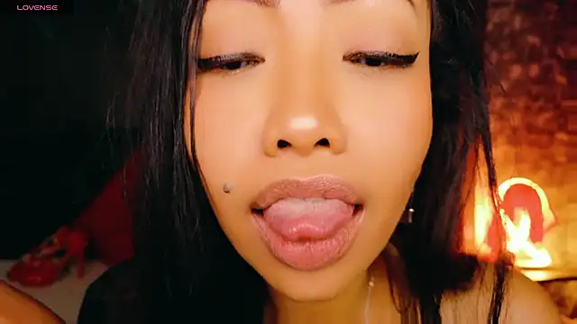 ElyaQuinn online show from February 26, 7:51 am