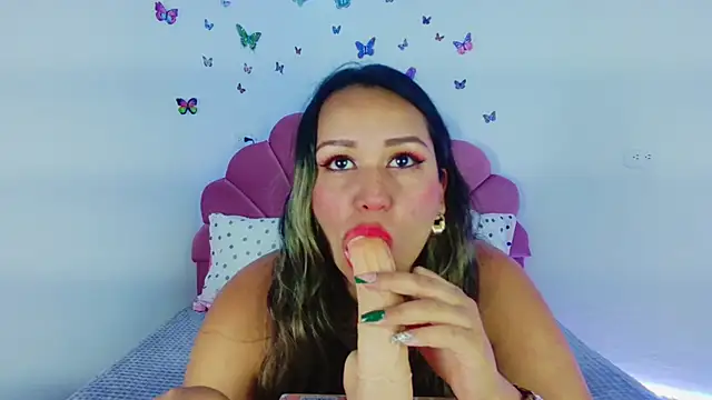 paula brausin online show from October 15, 8:00 pm