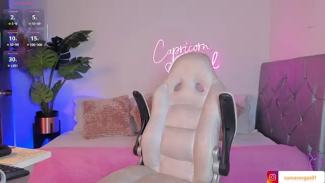 Korina Saenz01 online show from March 25, 5:27 pm