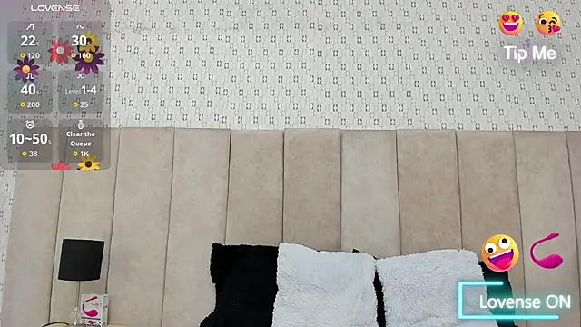 KiaraBrownn online show from October 1, 12:10 pm