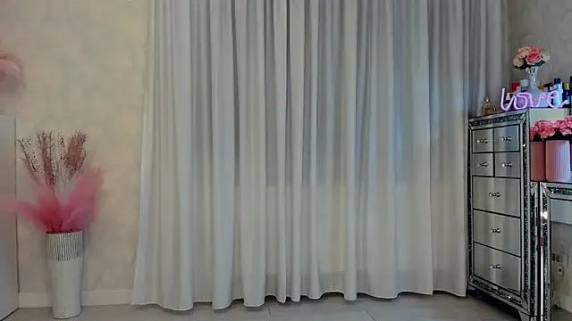 SeductiveButterfly online show from September 26, 11:02 pm