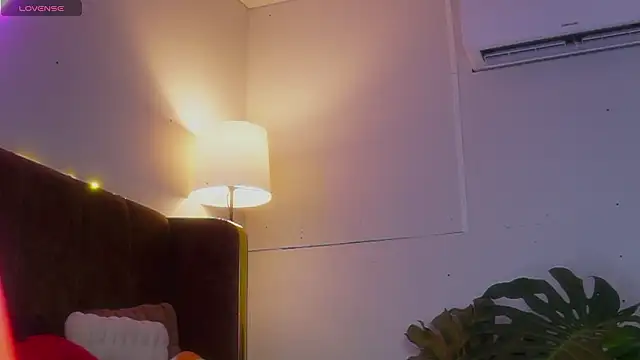 laybunny1 online show from February 10, 4:21 pm