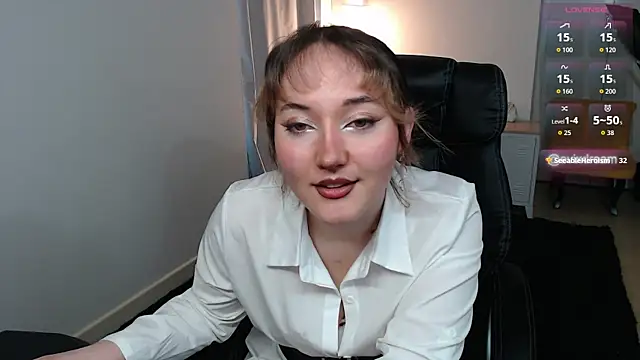 Crystal-dreamt online show from March 4, 10:44 am