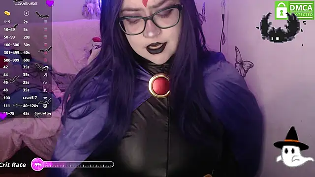 Snapshot of MeowMeowZoe chatting on October 31, 9:57 am MeowMeowZoe online show from October 31, 9:57 am