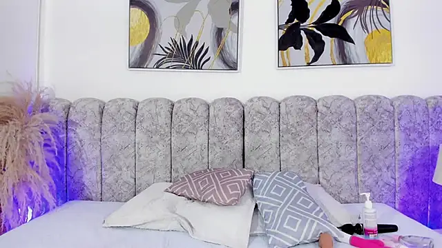 Snapshot of abby_gibson chatting on October 3, 7:19 pm abby gibson online show from October 3, 7:19 pm