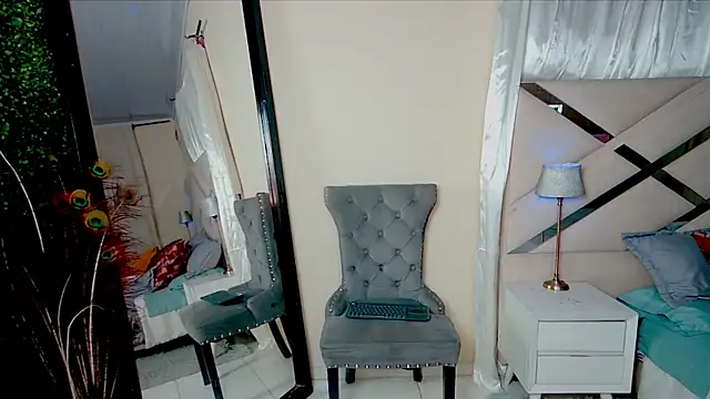 Snapshot of Selena_G69 chatting on October 3, 11:10 pm Selena G69 online show from October 3, 11:10 pm