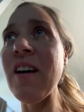 SkyelarSommer online show from September 29, 1:38 pm